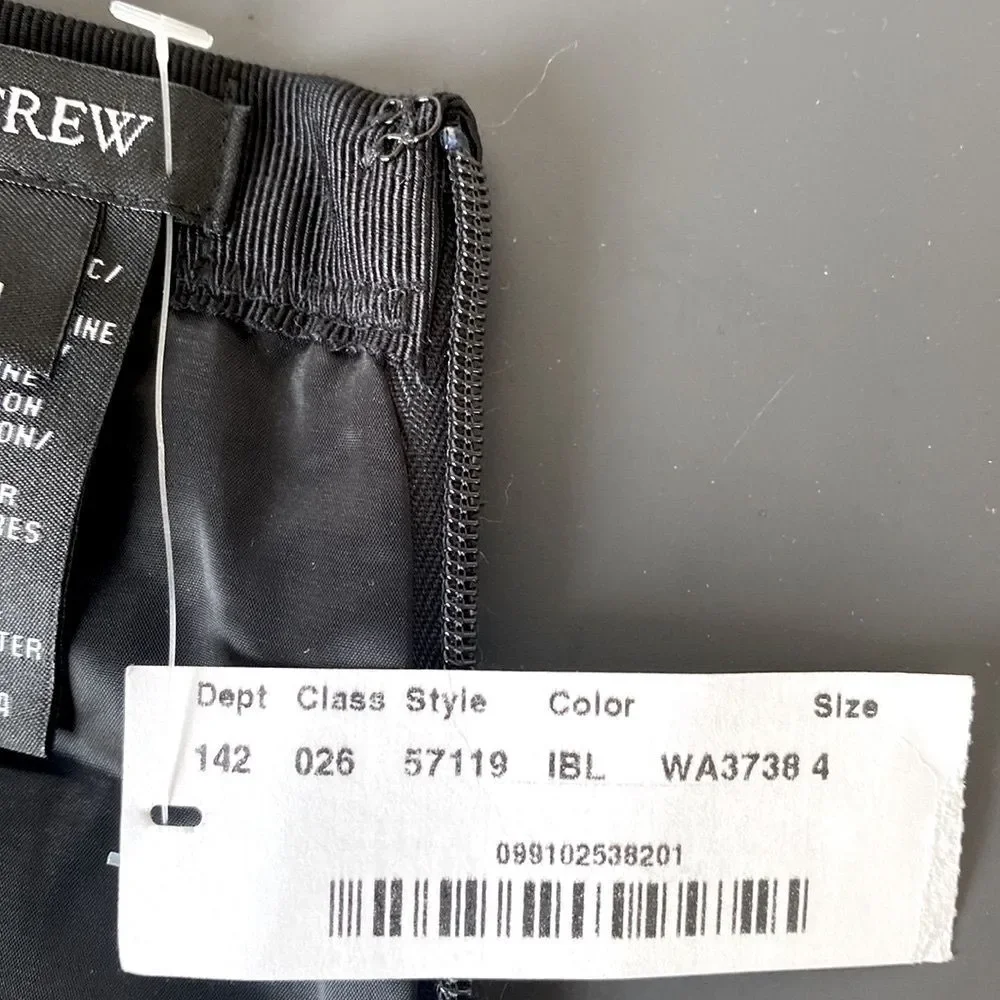 J. Crew Black & Gray Tweed Wool Blend Skirt sz 4 Academia Classic Feminine